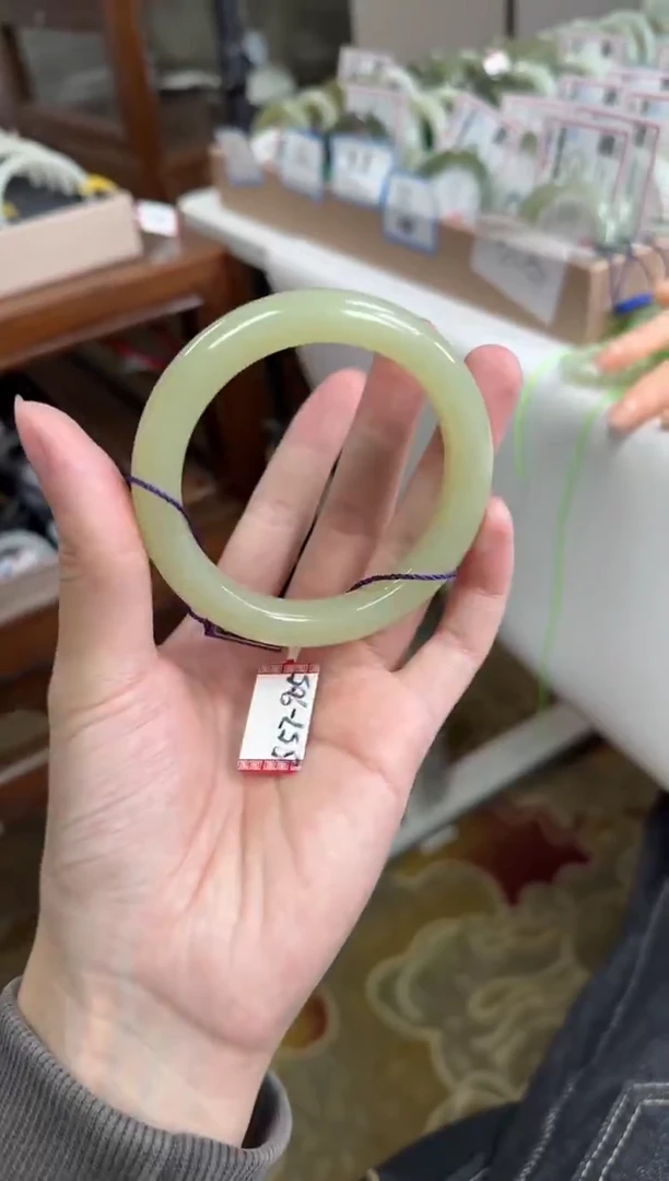 未镶嵌手镯和田玉58