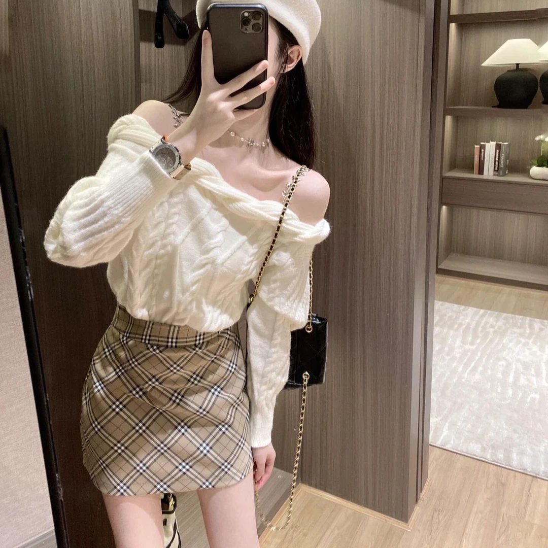 韩系小香风穿搭女秋季纯欲辣妹针织衫一字肩毛衣格子半身裙两件套