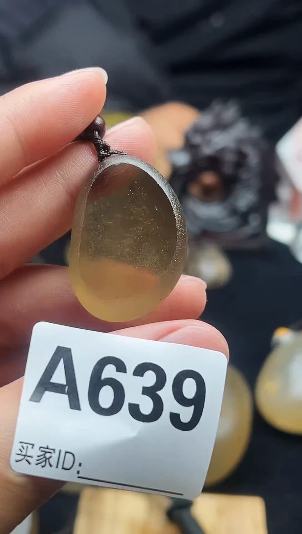 未镶嵌珠宝半成品水晶639