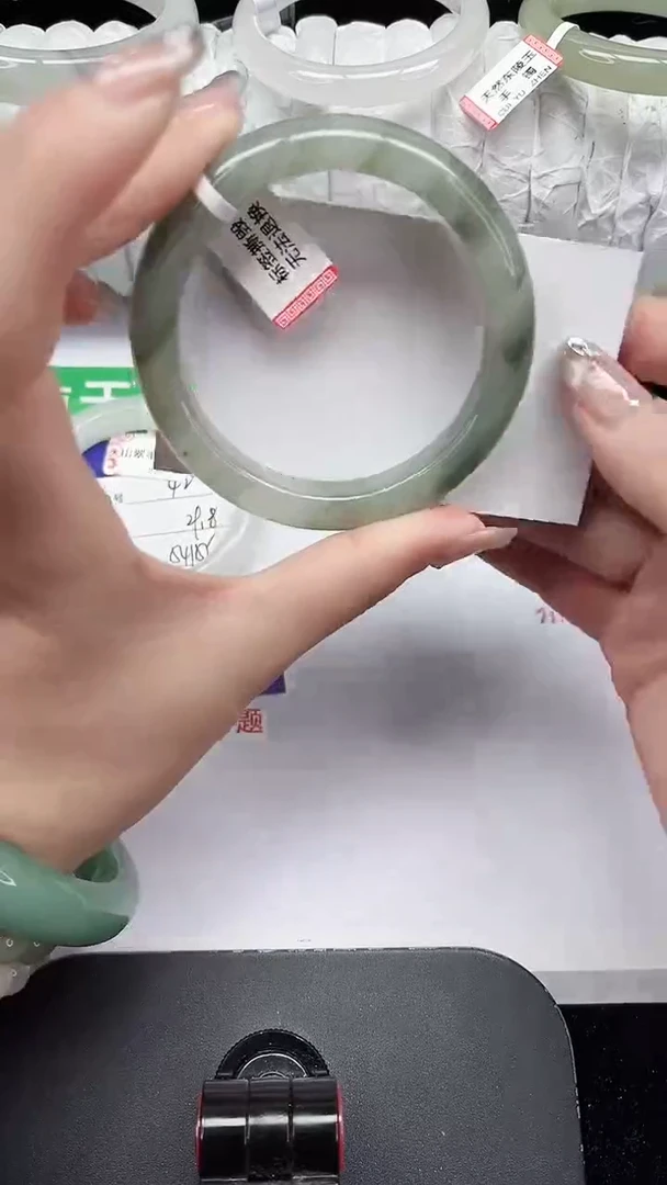 未镶嵌手镯石英质玉43-56/57