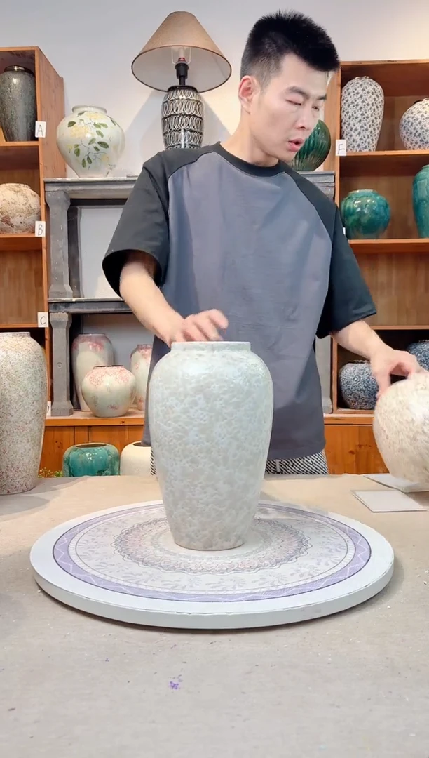 瓶陶瓷花瓶   茶白 中号 正品