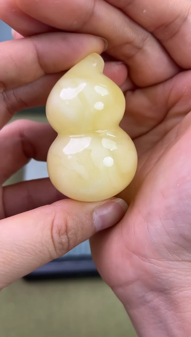 裸石琥珀未镶嵌琥珀蜜蜡吊坠