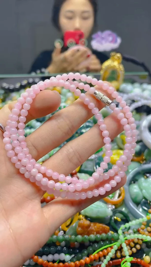 颈饰未镶嵌翡翠4MM/Q/翡翠A货，一件也是批发价