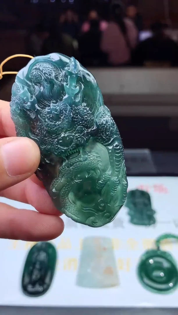 未镶嵌定制翡翠天然A货翡翠拍一发一