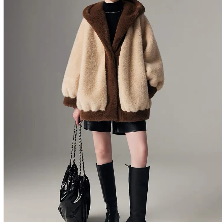 2025新款雪兰貂气质保暖冬季外套洋气