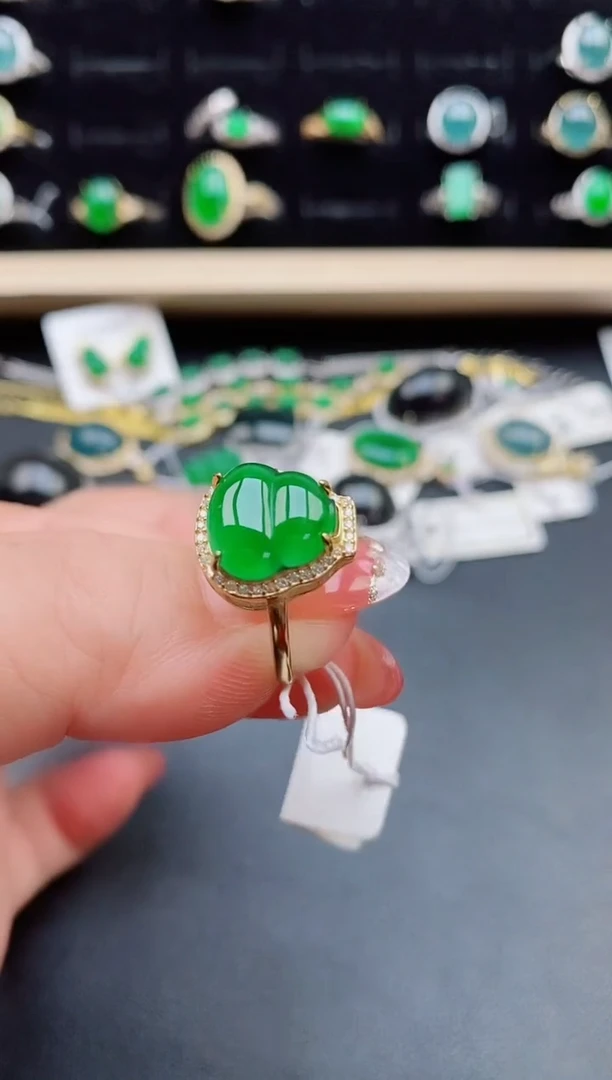 【闪购商品】翡翠戒指银S925镶嵌12112