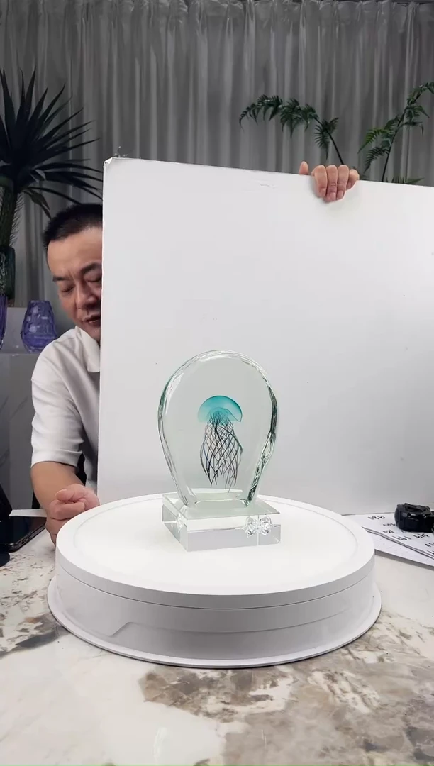 摆件琉璃水晶水母+底座