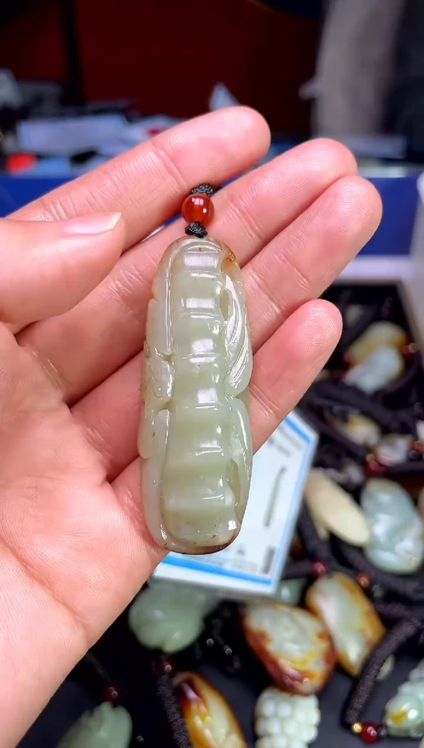 【闪购商品】和田玉颈饰未镶嵌1