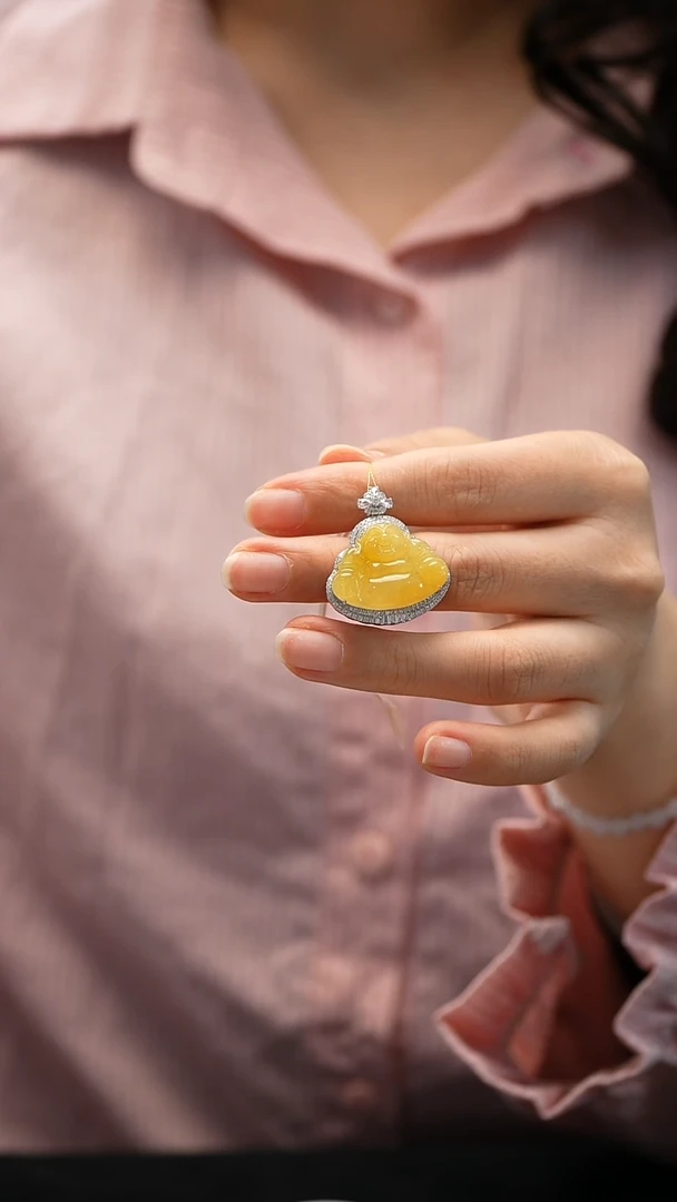 颈饰18K金镶嵌翡翠佛公