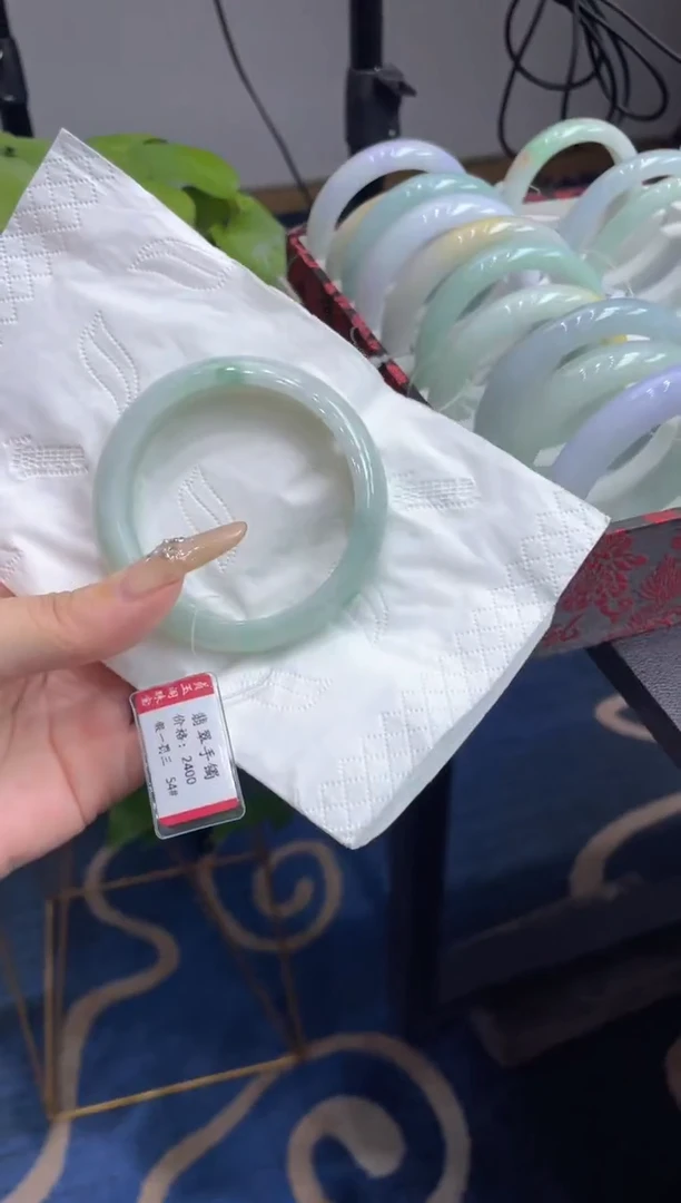 未镶嵌手镯翡翠7663*****