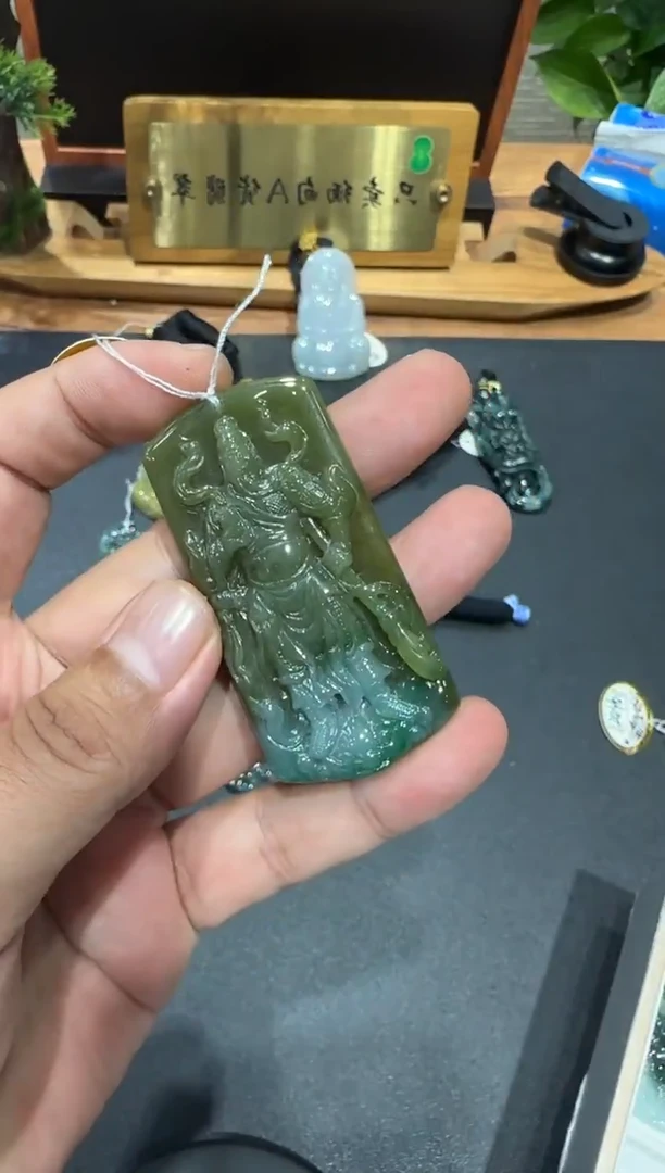 未镶嵌挂件翡翠A货翡翠多样性孤品