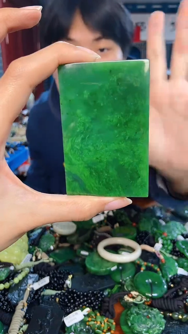 未镶嵌和田玉挂件1