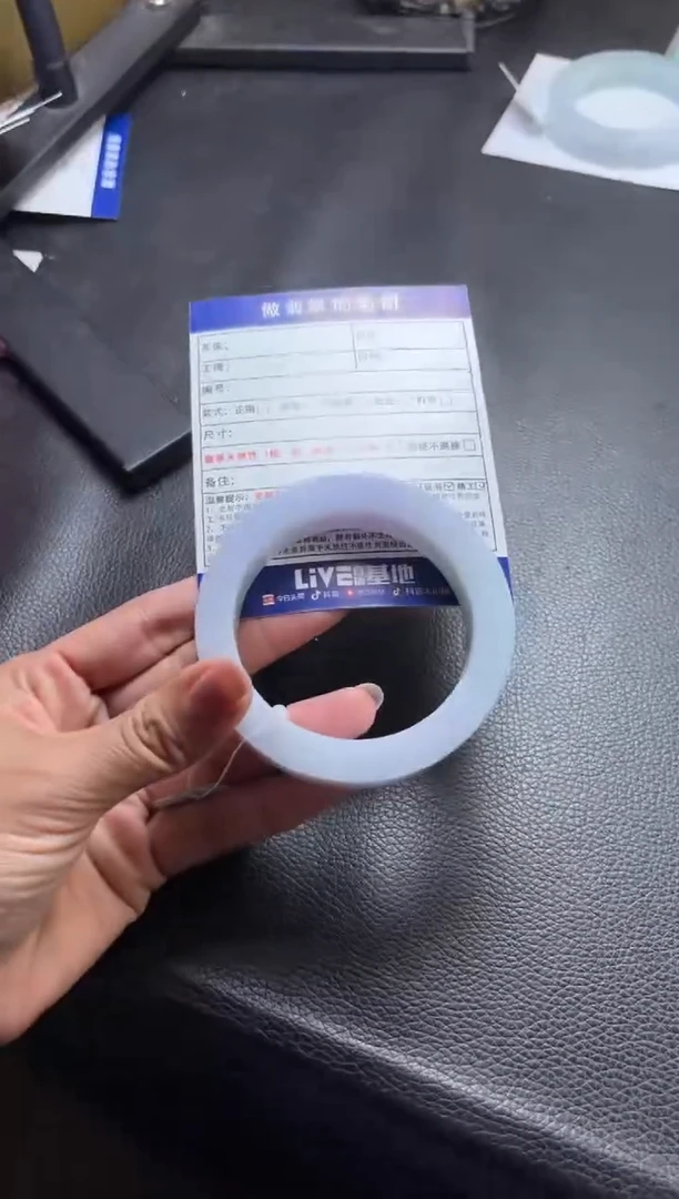 未镶嵌定制手镯不退不换定制翡翠桂****黄定制手镯不退不换