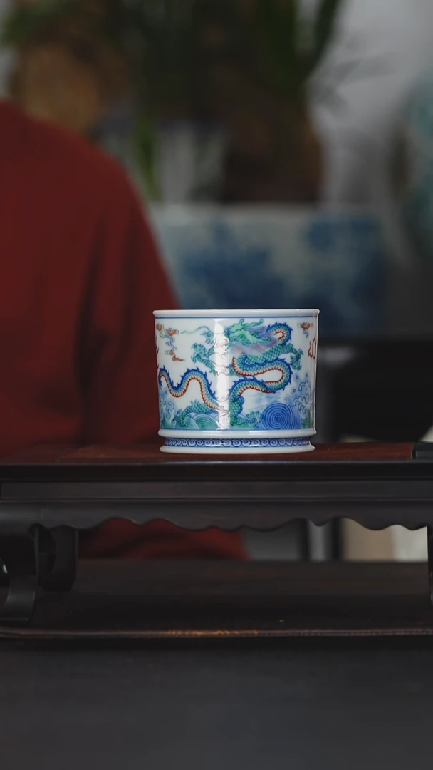 【闪购商品】涂杏花斗彩双龙出海容天杯@@txh12