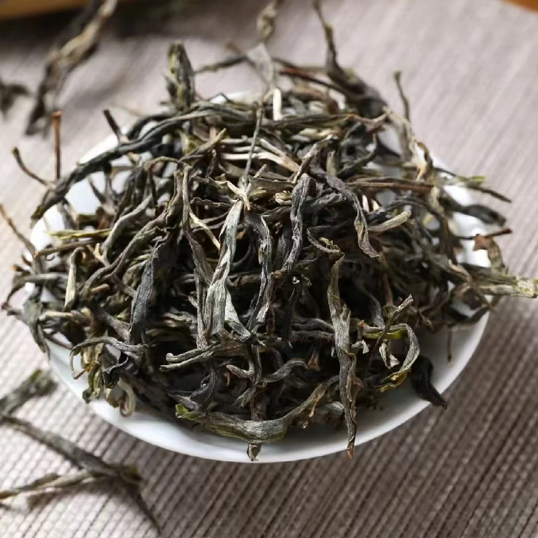 1023号-2016年倚邦曼拱细腰子（春）普洱生茶散茶