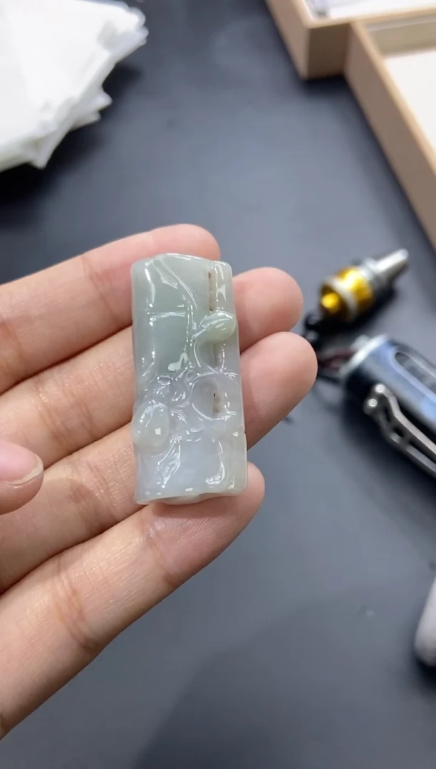 颈饰未镶嵌翡翠天然翡翠a货24