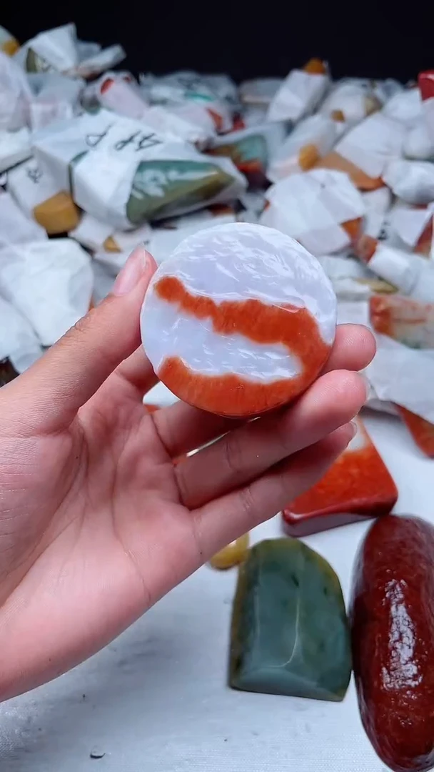 翡翠未镶嵌颈饰༺****༻翡翠