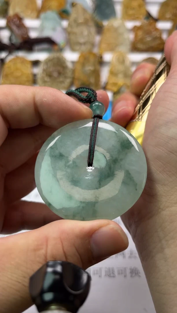 翡翠未镶嵌颈饰天然翡翠