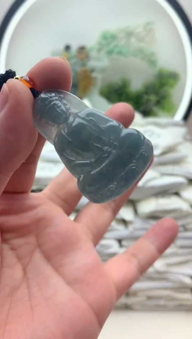 颈饰未镶嵌翡翠小观音