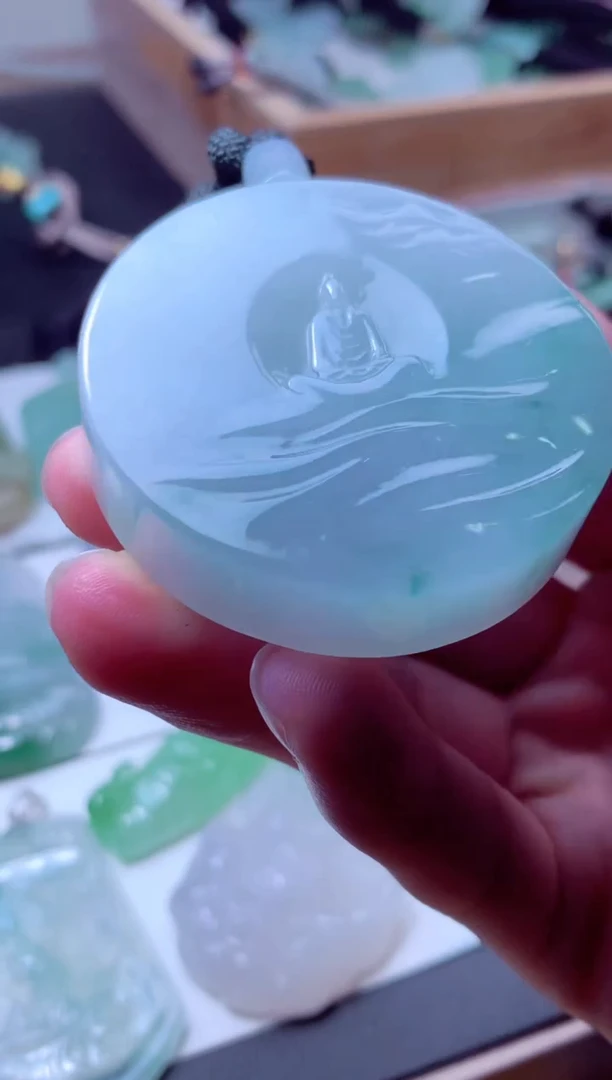 颈饰未镶嵌翡翠天然A货翡翠