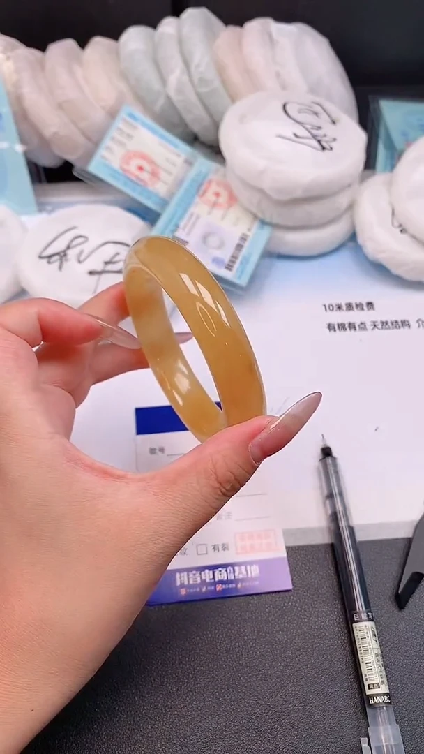 未镶嵌手镯石英质玉18T68-60