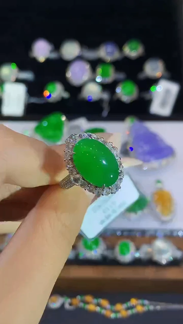 翡翠18K金镶嵌吊坠(不含链)CZ多样性发其一