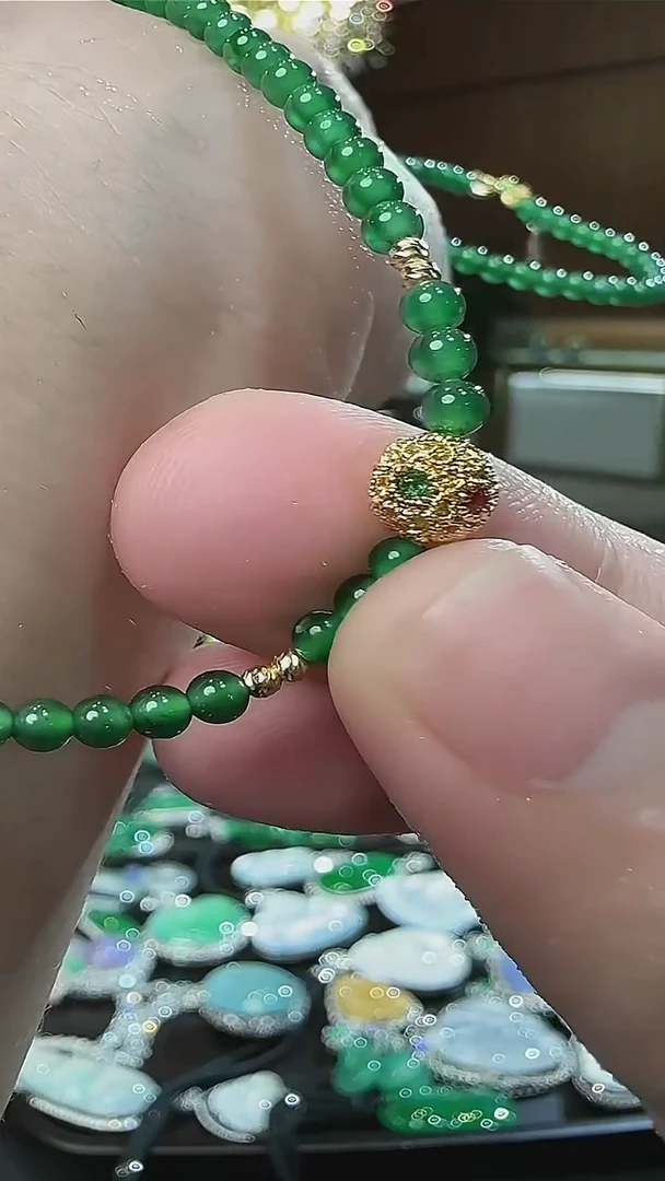 项链18K金镶嵌翡翠天然A货翡翠LQB32多样性发其一