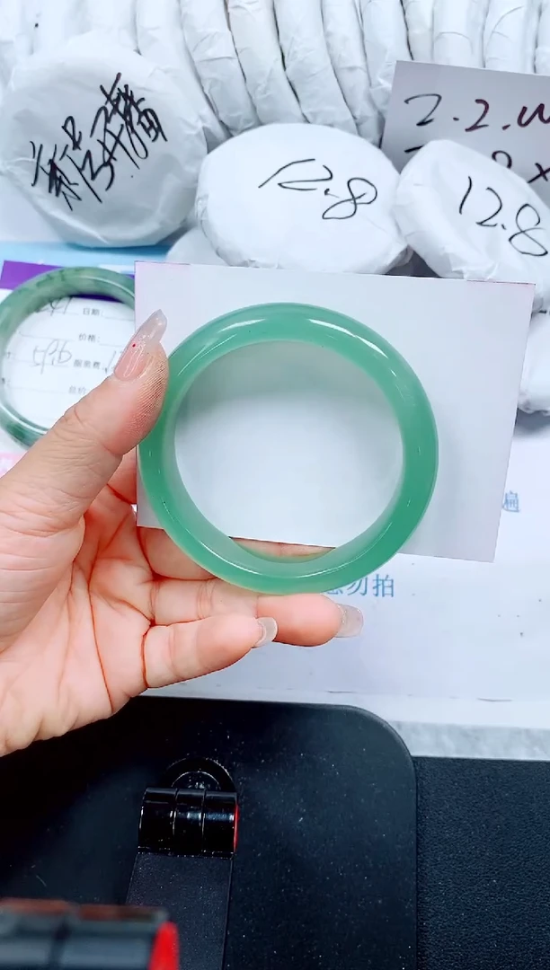 石英质玉手镯未镶嵌242-55