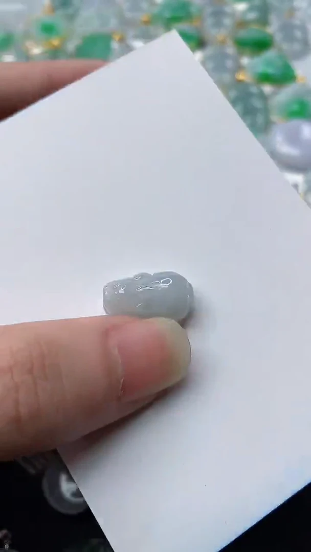 【闪购商品】翡翠颈饰未镶嵌3..........