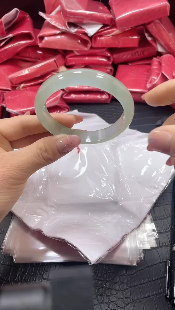 非金属无玲玲220号手镯60.9圈口