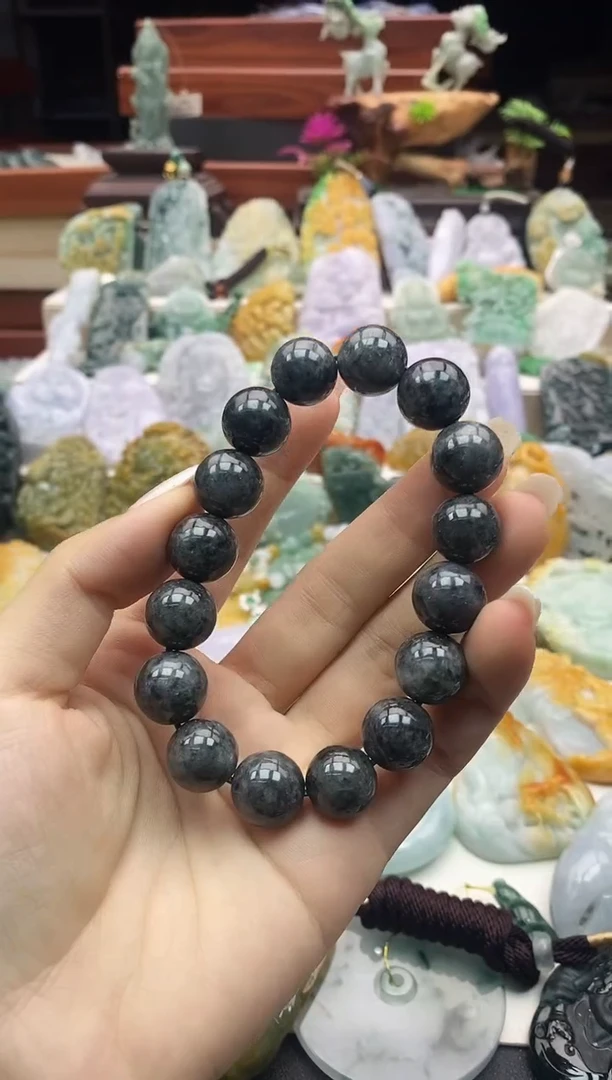 未镶嵌挂件翡翠048