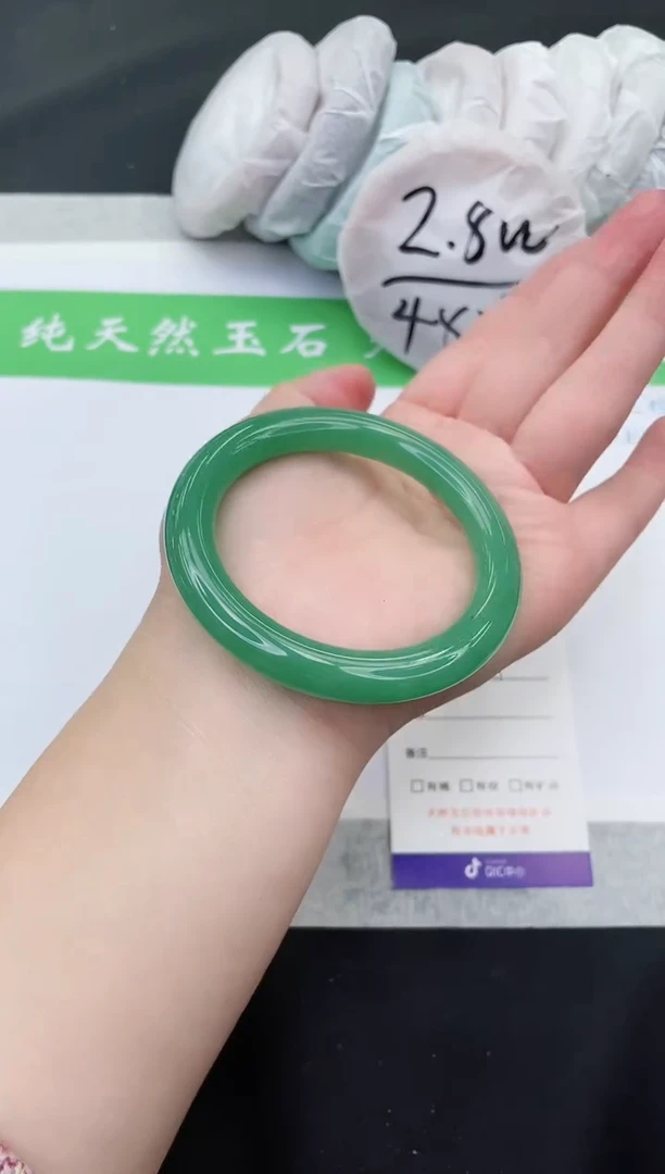 【闪购商品】石英质玉手镯未镶嵌DY221-54+