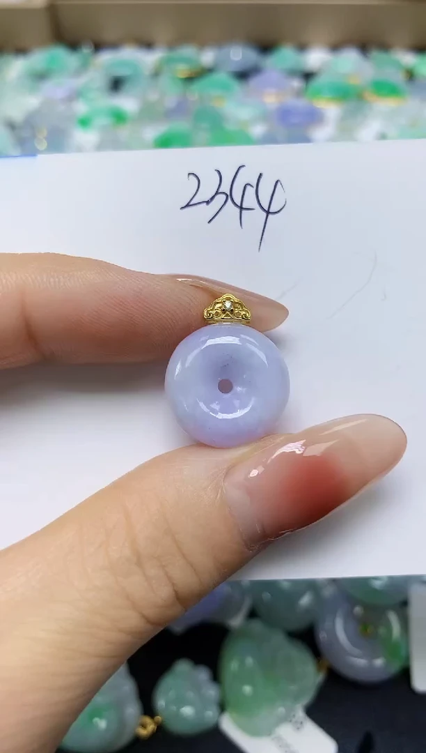 翡翠未镶嵌颈饰 天然缅甸翡翠A货