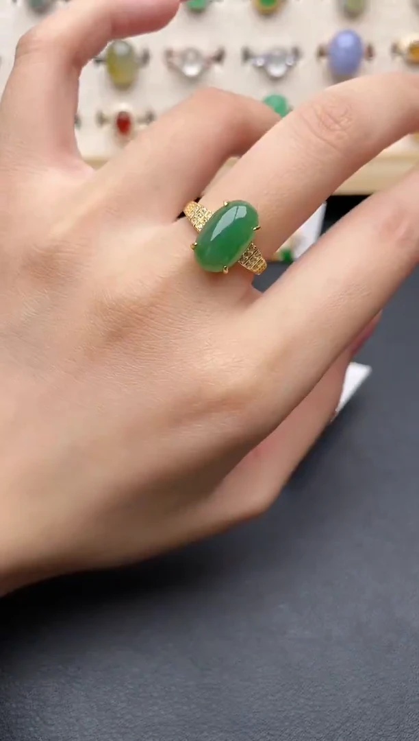 【闪购商品】翡翠戒指银S925镶嵌一物一证一礼盒