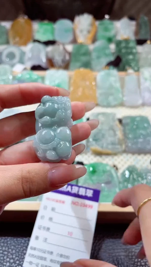 翡翠未镶嵌颈饰0000124514