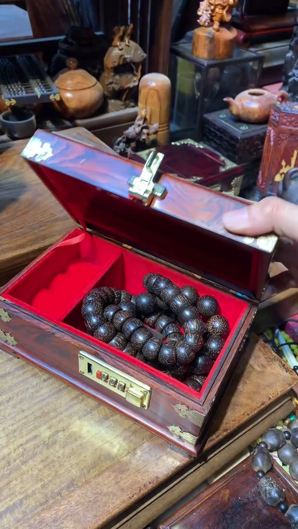 木碗珠脖挂和2.0单圈手串带盒子