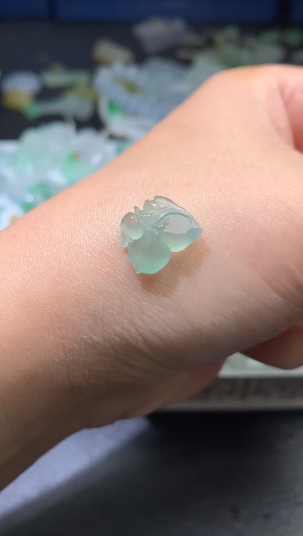 未镶嵌定制翡翠毛货 13-11-4.5