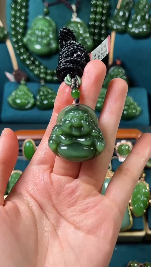 和田玉（碧玉）未镶嵌颈饰碧玉35.35.13左右