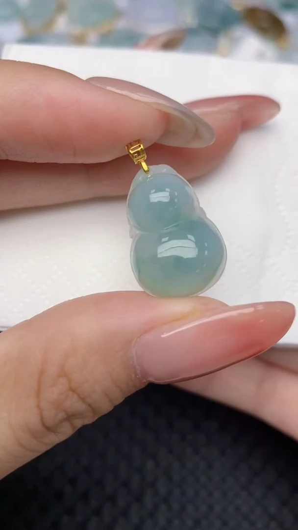 翡翠18K金镶嵌颈饰 天然翡翠a货