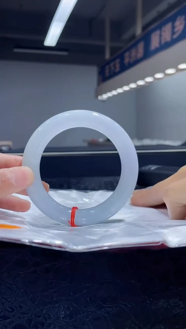 未镶嵌手镯翡翠6