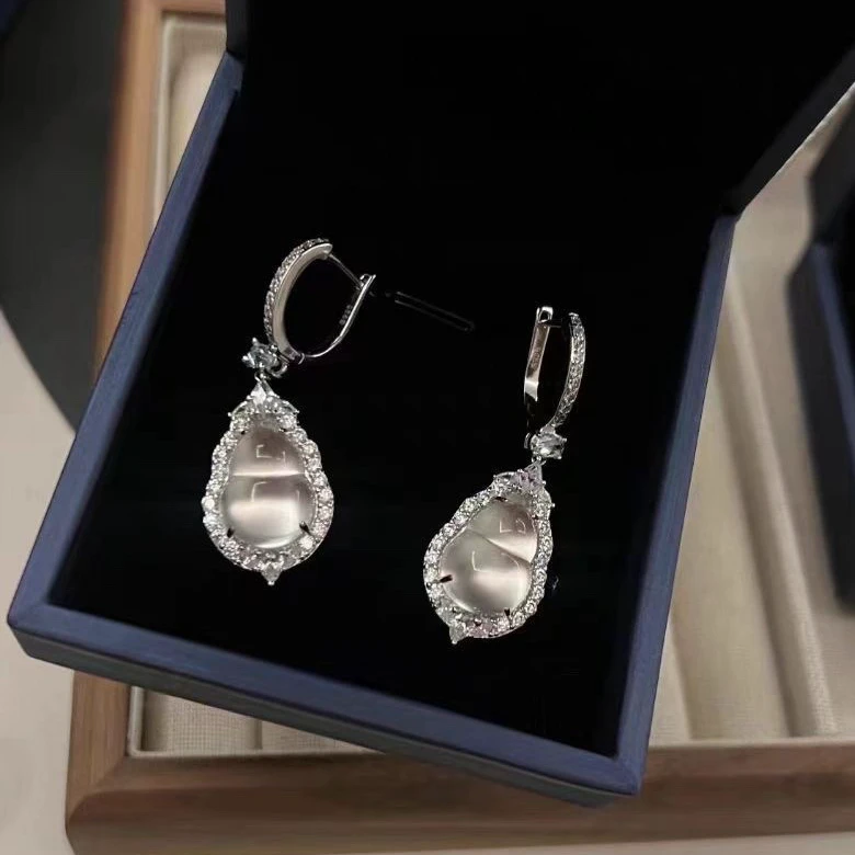 新中式民族风高端正品白玛瑙葫芦耳环正品真玉石耳坠豪华镶嵌耳钉