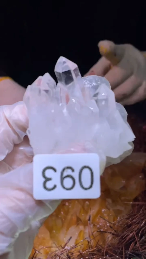 未镶嵌珠宝半成品水晶晶簇-93