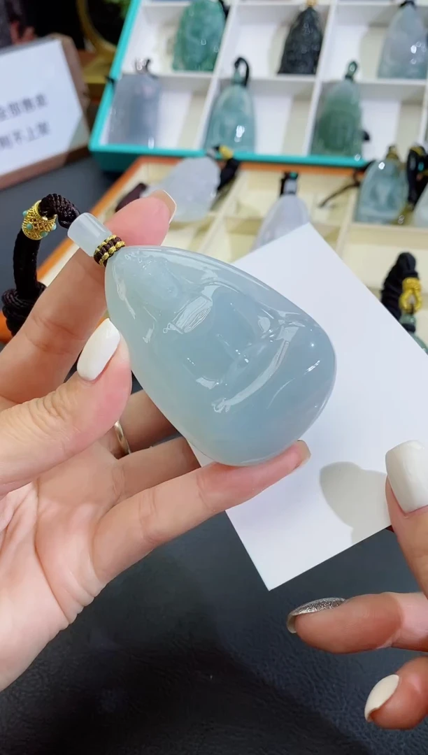 颈饰未镶嵌翡翠缅甸天然翡翠