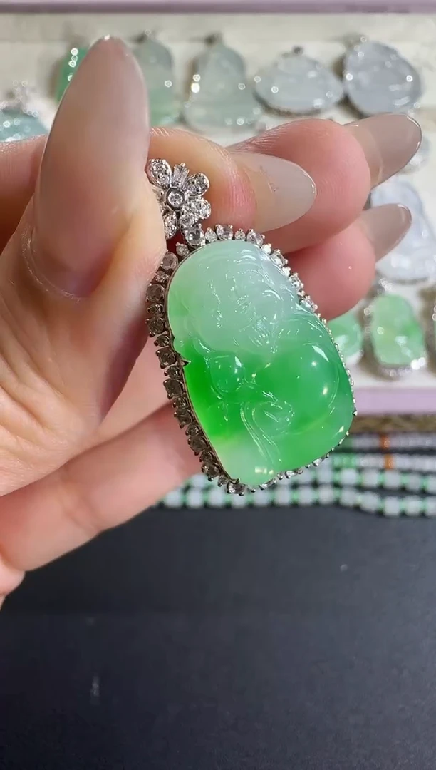 吊坠(不含链)18K金镶嵌翡翠【源头工厂】钻石镶嵌