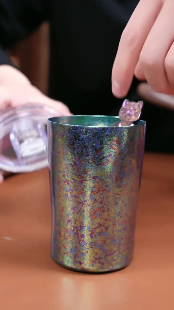 1辉哥粉丝福利 绿色带盖可乐杯（绿色）+小猫搅拌棒