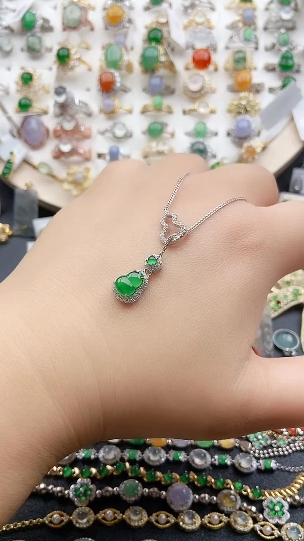 【闪购商品】翡翠颈饰银S925镶嵌1111