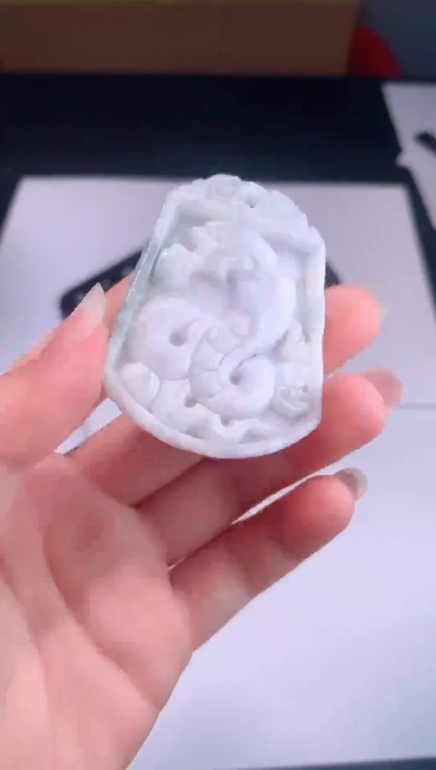 颈饰未镶嵌翡翠0芹0翡翠珠宝884