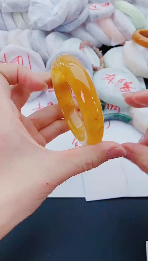 未镶嵌手镯石英质玉L158-60-61