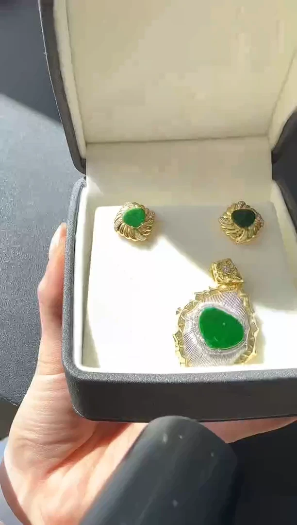【闪购商品】翡翠吊坠(不含链)银S925镶嵌套装
