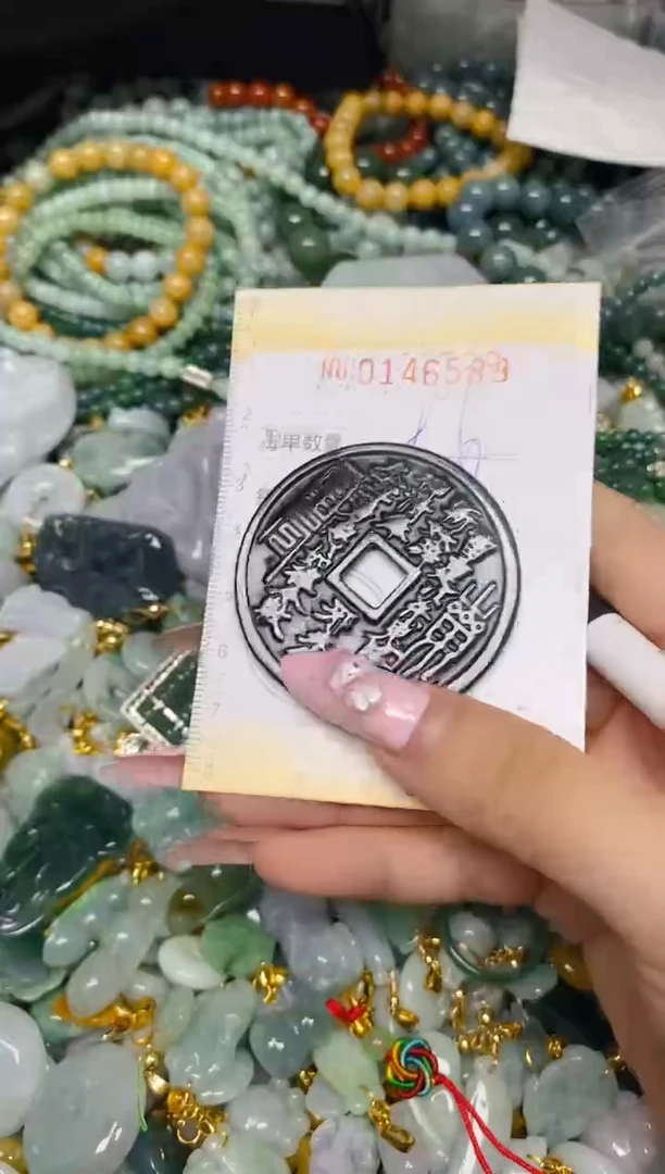 翡翠未镶嵌颈饰闪购0146589